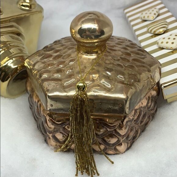 FESTIVE Glitter Forest Woods 3wick Candle - Picture 3 of 3